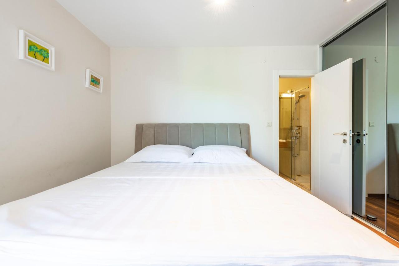 New Five Star Superior Apartment ザトン エクステリア 写真